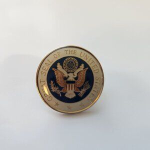 Vintage Pinnacle Designs Great Seal Of The United States Lapel Pin